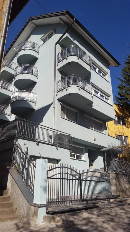 Apartment Esha ซาราเยโว ภายนอก รูปภาพ