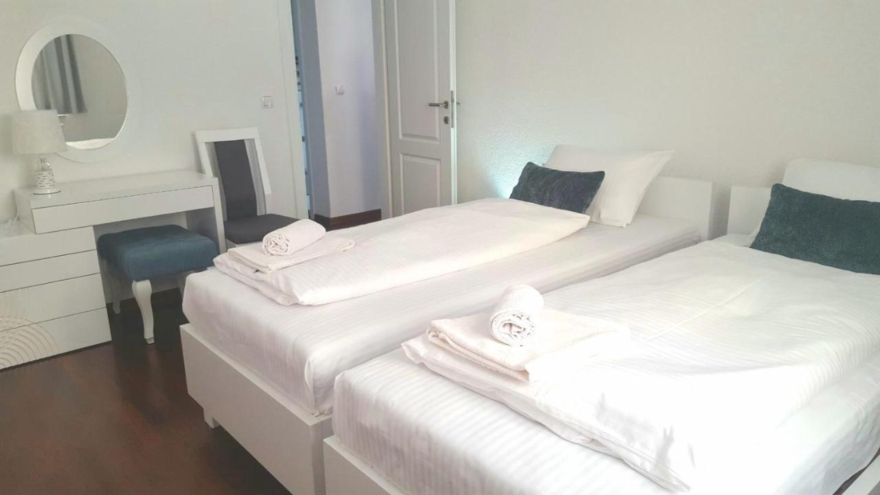 Apartment Esha ซาราเยโว ภายนอก รูปภาพ